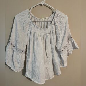 Madison + Hudson Women’s M 100% Cotton White Spring Puff Detail 3/4 Sleeve Shirt